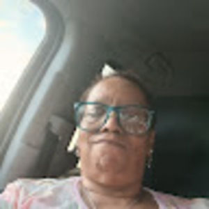 Meet your Posher, Lynette